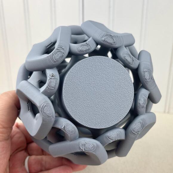 Sculptural Vase, Chain Vase, Wavy Openwork Decorative Vase - Picture 7 of 9